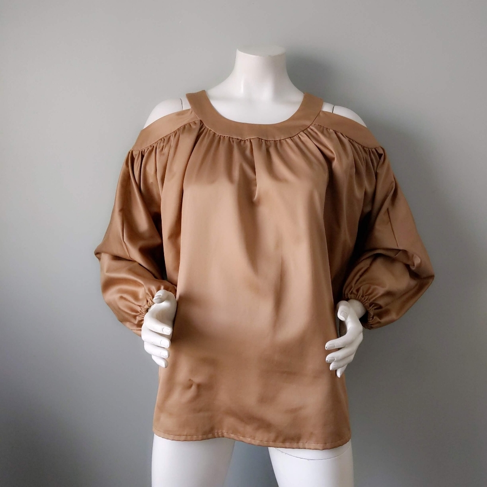 Vtg 🎉HP🎉Escada Archival Camel Cold Shoulder Cut Out Cotton Peasant Blouse 34 S - Picture 2 of 7